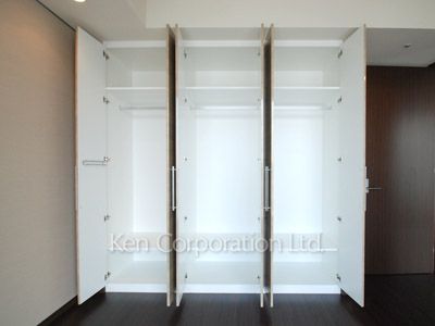 ラ・トゥール飯田橋の写真 クローゼット ※20階の同じ間取タイプを撮影。仕様が異なることがあります。