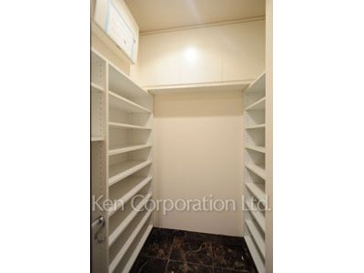 パークコート麻布十番ザ・タワーの写真 シューズインクローゼット