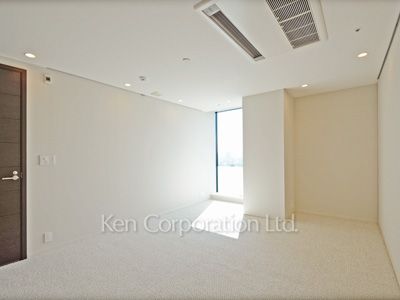 ラ・トゥール渋谷の写真 マスタベットルーム ※13階の同じ間取タイプを撮影。仕様が異なることがあります。