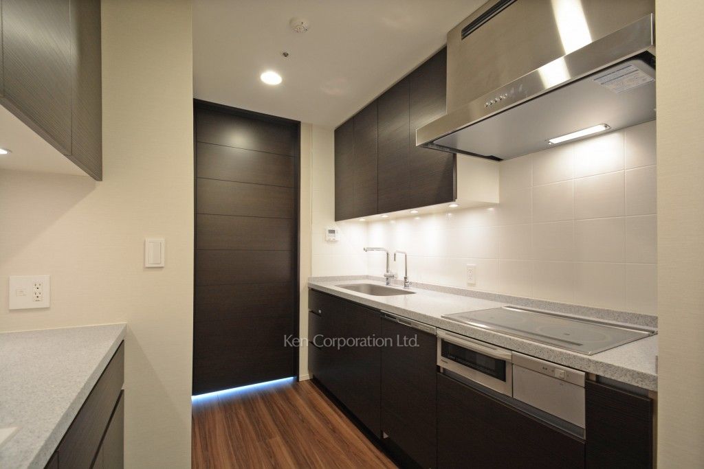 ラ・トゥール渋谷の写真 キッチン ※13階の同じ間取タイプを撮影。仕様が異なることがあります。