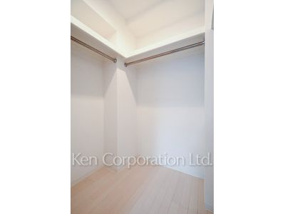 レジディア祐天寺の写真 ウォークインクローゼット