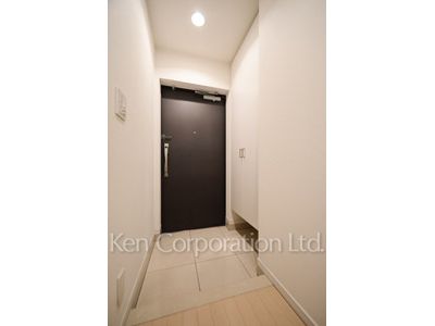 レジディア祐天寺の写真 玄関