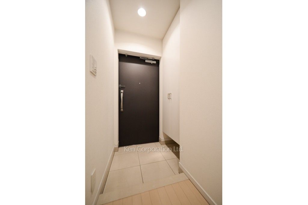 レジディア祐天寺の写真 玄関