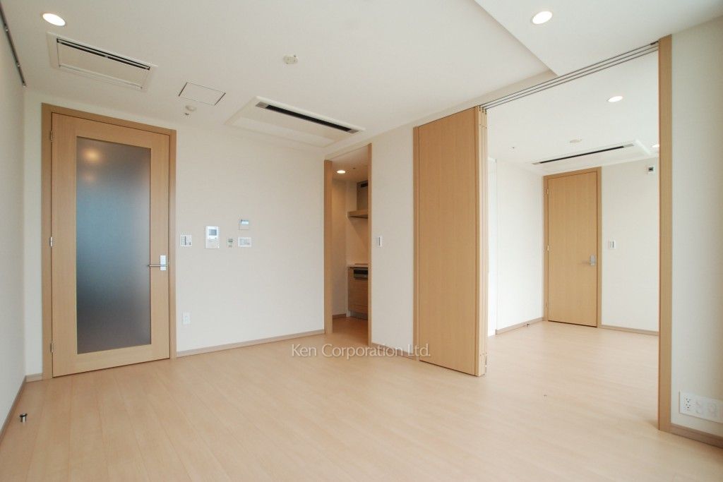 ラ・トゥール飯田橋の写真 リビングダイニング ※19階の同じ間取タイプを撮影。仕様が異なることがあります。