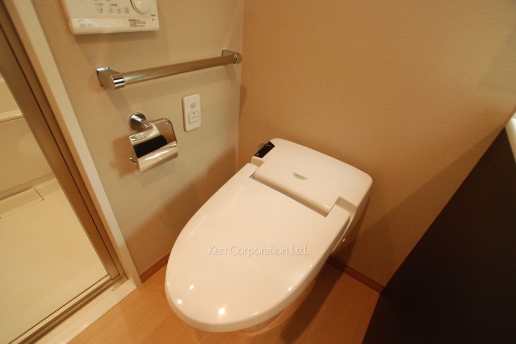 ラ・トゥール飯田橋の写真 トイレ ※19階の同じ間取タイプを撮影。仕様が異なることがあります。