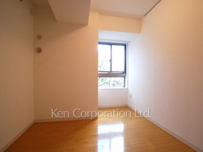 エンブレムコート明石町の写真 その他居室 ※2階の同じ間取タイプを撮影。仕様が異なることがあります。