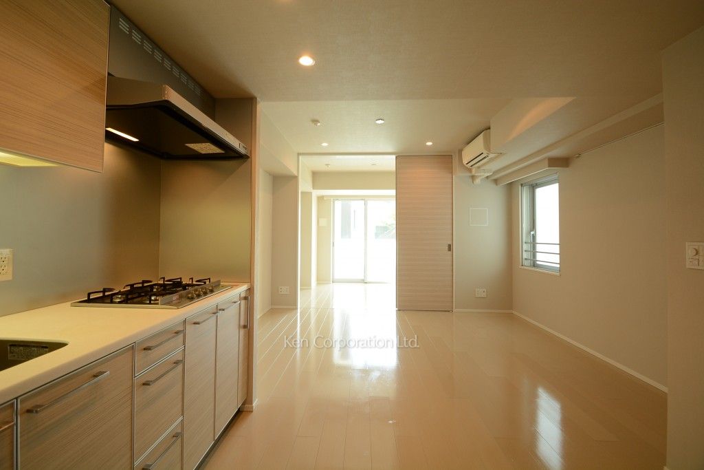 ブリリア代官山プレステージの写真 リビングダイニング