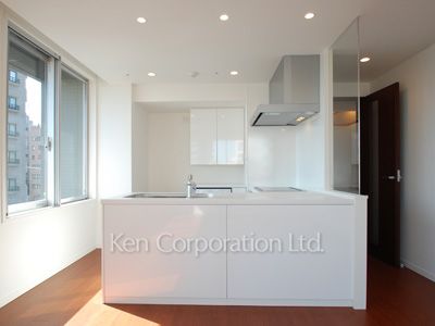 富ヶ谷スプリングスの写真 キッチン ※3階の同じ間取タイプを撮影。仕様が異なることがあります。