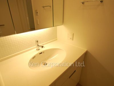 富ヶ谷スプリングスの写真 パウダールーム ※3階の同じ間取タイプを撮影。仕様が異なることがあります。