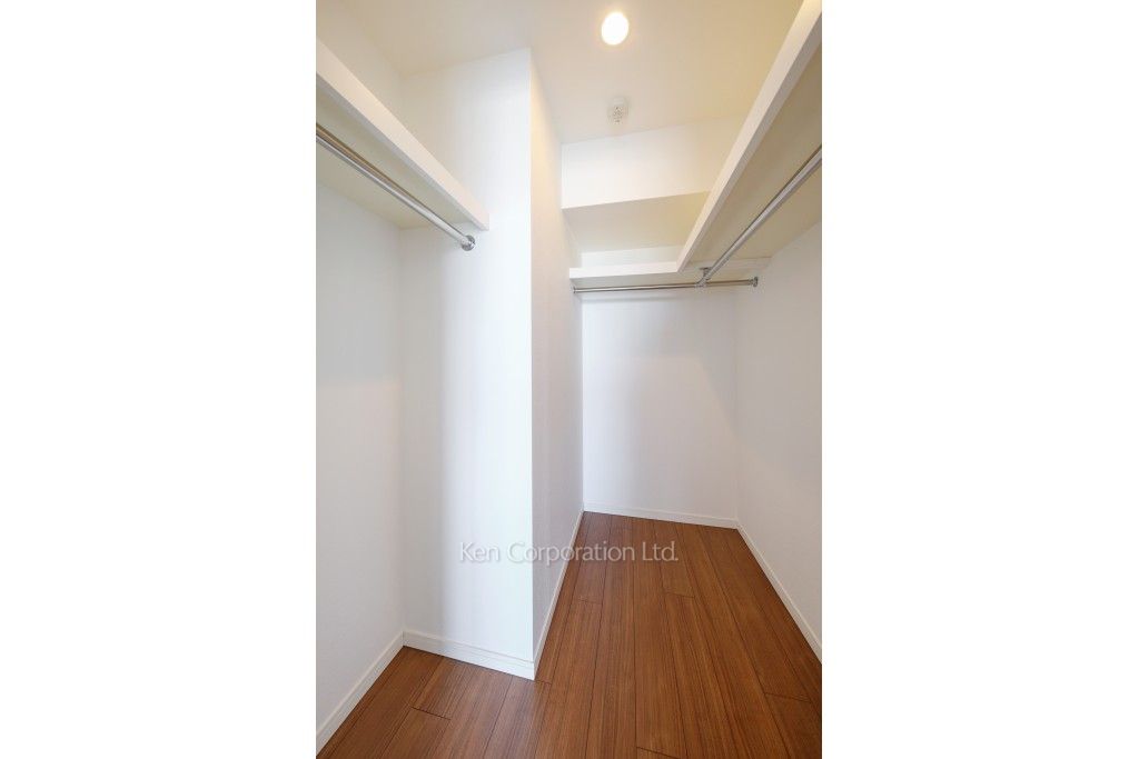 Brillia ist Tower 勝どきの写真 ウォークインクローゼット ※28階の同じ間取タイプを撮影。仕様が異なることがあります。