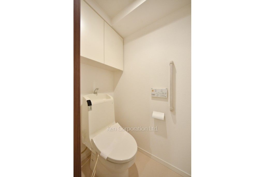 トイレ ※16階の同じ間取タイプを撮影。仕様が異なることがあります。