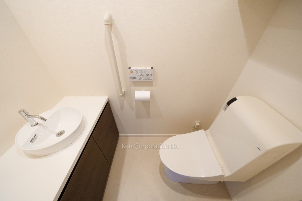 Brillia ist Tower 勝どきの写真 トイレ ※42階の同じ間取タイプを撮影。仕様が異なることがあります。