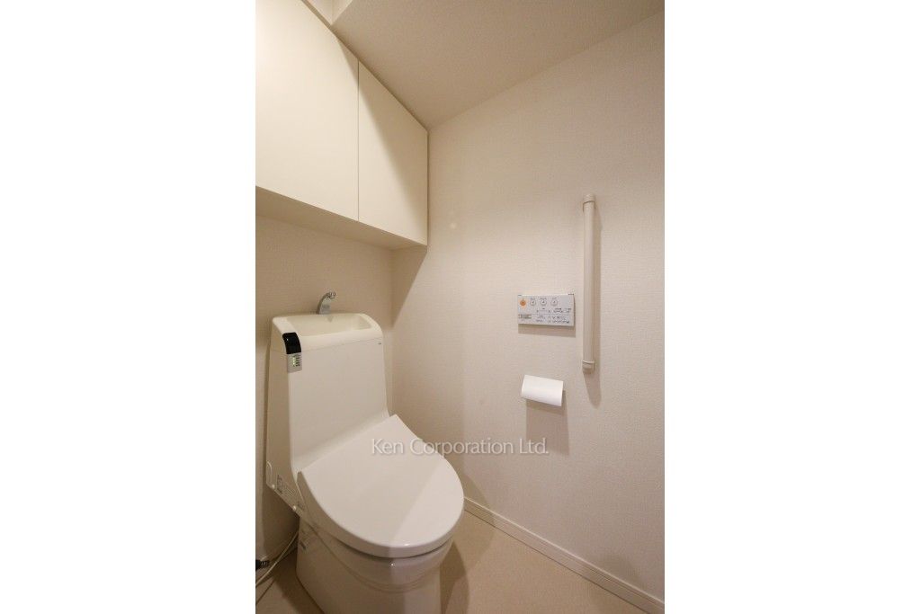 トイレ ※44階の同じ間取タイプを撮影。仕様が異なることがあります。