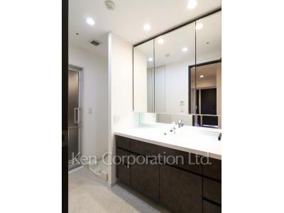 Brillia ist Tower 勝どきの写真 パウダールーム ※43階の同じ間取タイプを撮影。仕様が異なることがあります。