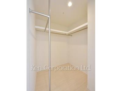 Brillia ist Tower 勝どきの写真 ウォークインクローゼット ※18階の同じ間取タイプを撮影。仕様が異なることがあります。