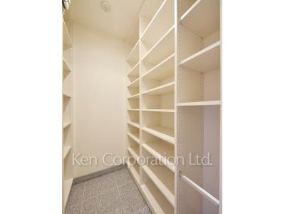 Brillia ist Tower 勝どきの写真 ストレージ ※18階の同じ間取タイプを撮影。仕様が異なることがあります。