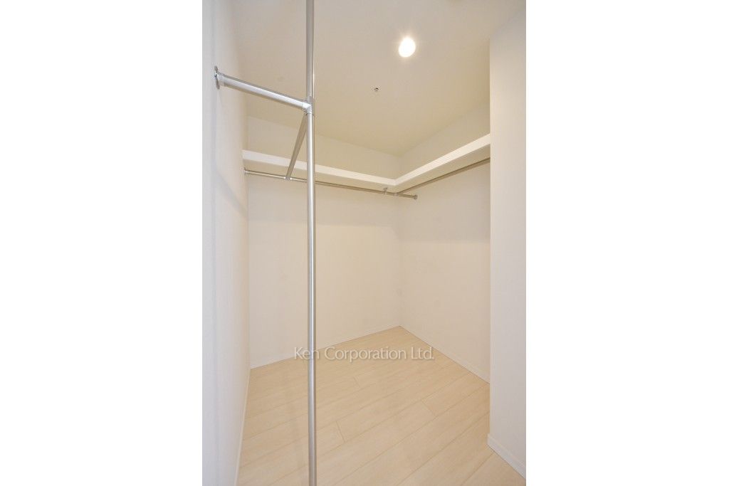 Brillia ist Tower 勝どきの写真 ウォークインクローゼット ※18階の同じ間取タイプを撮影。仕様が異なることがあります。