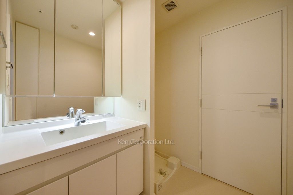 Brillia ist Tower 勝どきの写真 パウダールーム ※18階の同じ間取タイプを撮影。仕様が異なることがあります。