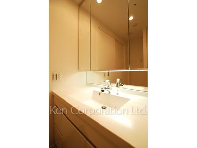 Brillia ist Tower 勝どきの写真 パウダールーム ※36階の同じ間取タイプを撮影。仕様が異なることがあります。