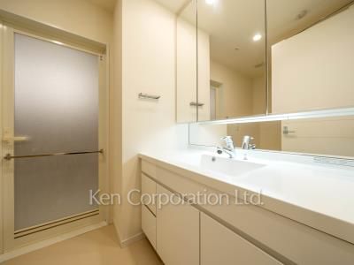 Brillia ist Tower 勝どきの写真 パウダールーム ※38階の同じ間取タイプを撮影。仕様が異なることがあります。