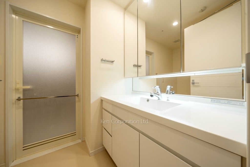 Brillia ist Tower 勝どきの写真 パウダールーム ※38階の同じ間取タイプを撮影。仕様が異なることがあります。