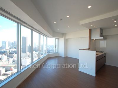 Brillia ist Tower 勝どきの写真 リビングダイニング（カラータイプブラウン） ※27階の同じ間取タイプを撮影。仕様が異なることがあります。