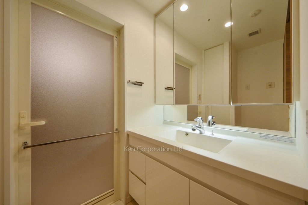 Brillia ist Tower 勝どきの写真 パウダールーム ※34階の同じ間取タイプを撮影。仕様が異なることがあります。