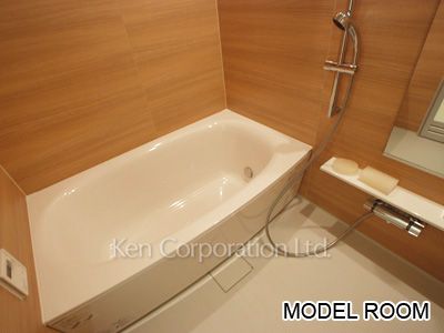 バスルーム ※16階の同じ間取タイプを撮影。仕様が異なることがあります。