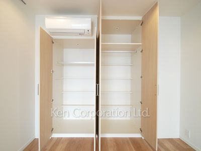 スカイハウス浜離宮の写真 クローゼット ※16階の同じ間取タイプを撮影。仕様が異なることがあります。