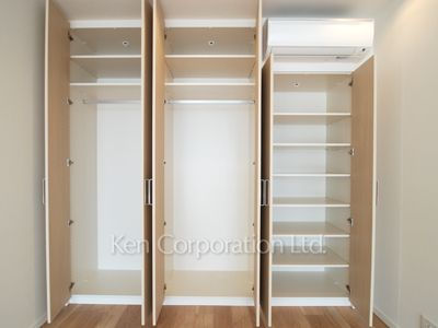スカイハウス浜離宮の写真 クローゼット ※16階の同じ間取タイプを撮影。仕様が異なることがあります。