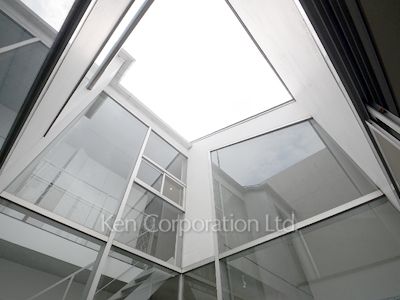 イプセ学芸大学の写真 吹き抜け