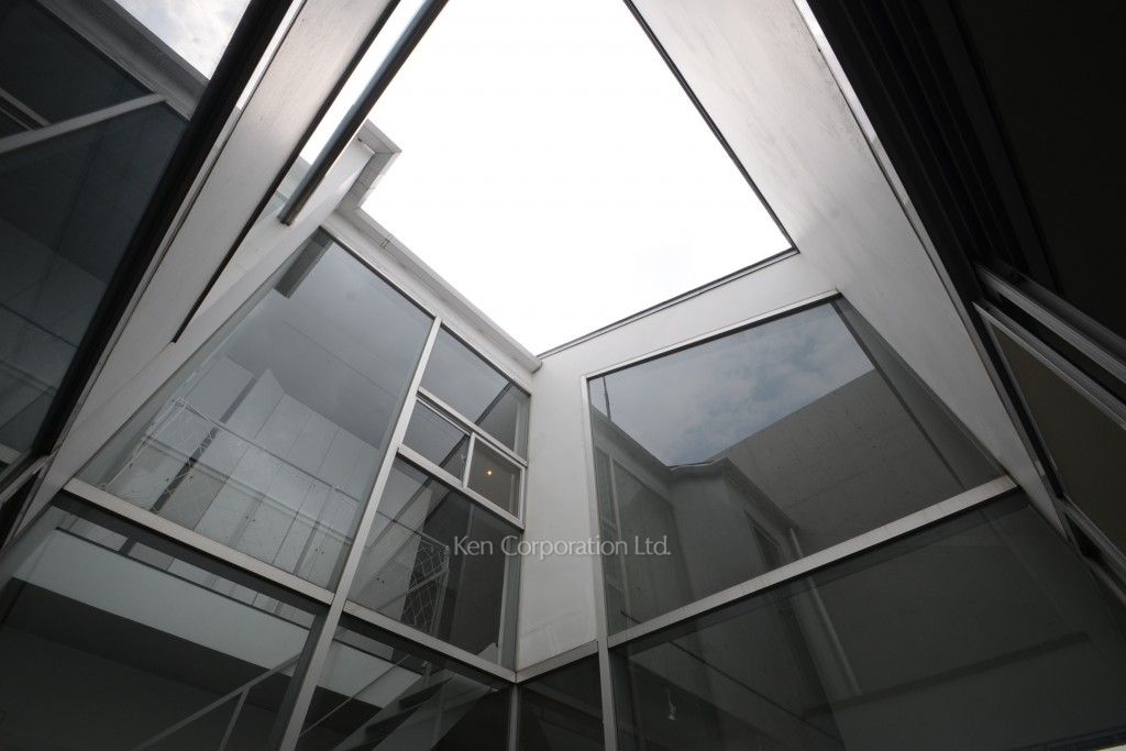 イプセ学芸大学の写真 吹き抜け