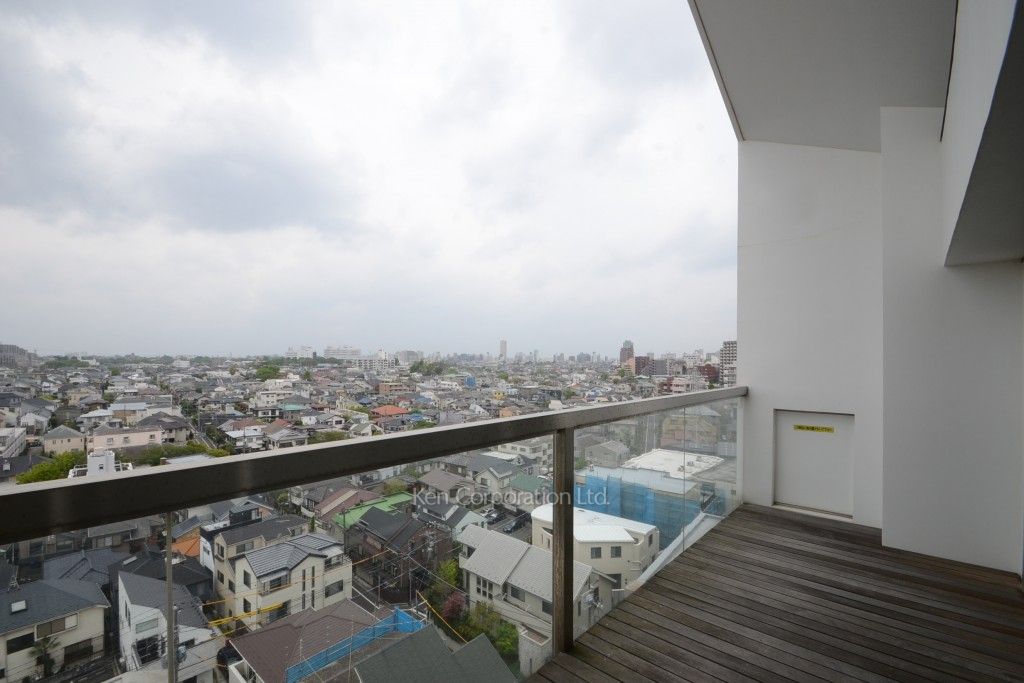 イプセ学芸大学の写真 バルコニー