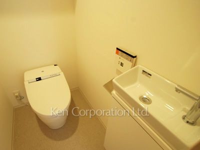 代官山BLESSの写真 トイレ