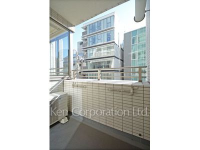 MFPRコート赤坂見附の写真 バルコニー