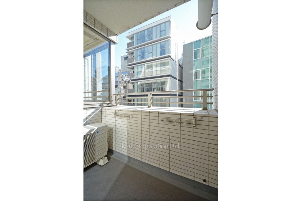 MFPRコート赤坂見附の写真 バルコニー