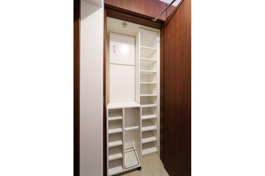 アークヒルズフロントタワーRoPの写真 シューズクローゼット