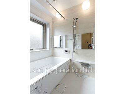 ライズ六本木永坂の写真 バスルーム ※4階の同じ間取タイプを撮影。仕様が異なることがあります。