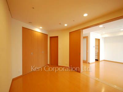 MOMENTO SHIODOMEの写真 ベッドルーム ※19階の同じ間取タイプを撮影。仕様が異なることがあります。