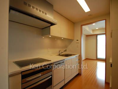 MOMENTO SHIODOMEの写真 キッチン ※19階の同じ間取タイプを撮影。仕様が異なることがあります。