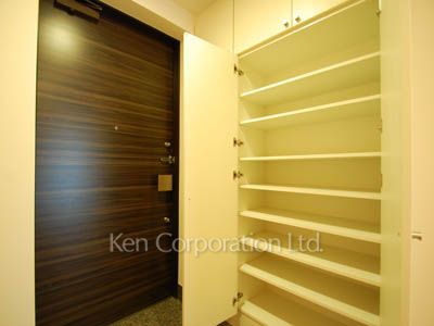 MOMENTO SHIODOMEの写真 クローゼット ※19階の同じ間取タイプを撮影。仕様が異なることがあります。