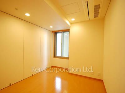 MOMENTO SHIODOMEの写真 ベッドルーム ※19階の同じ間取タイプを撮影。仕様が異なることがあります。