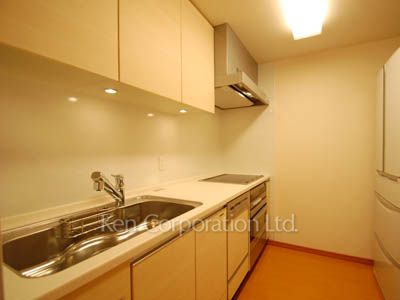 MOMENTO SHIODOMEの写真 キッチン ※19階の同じ間取タイプを撮影。仕様が異なることがあります。