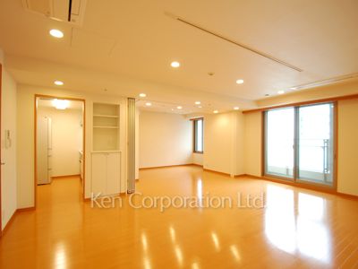 MOMENTO SHIODOMEの写真