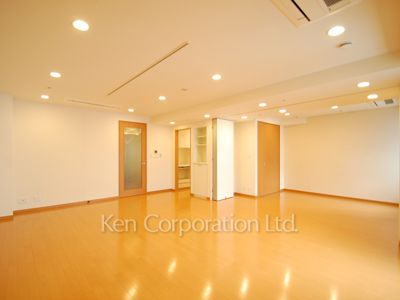 MOMENTO SHIODOMEの写真 リビングダイニング ※19階の同じ間取タイプを撮影。仕様が異なることがあります。