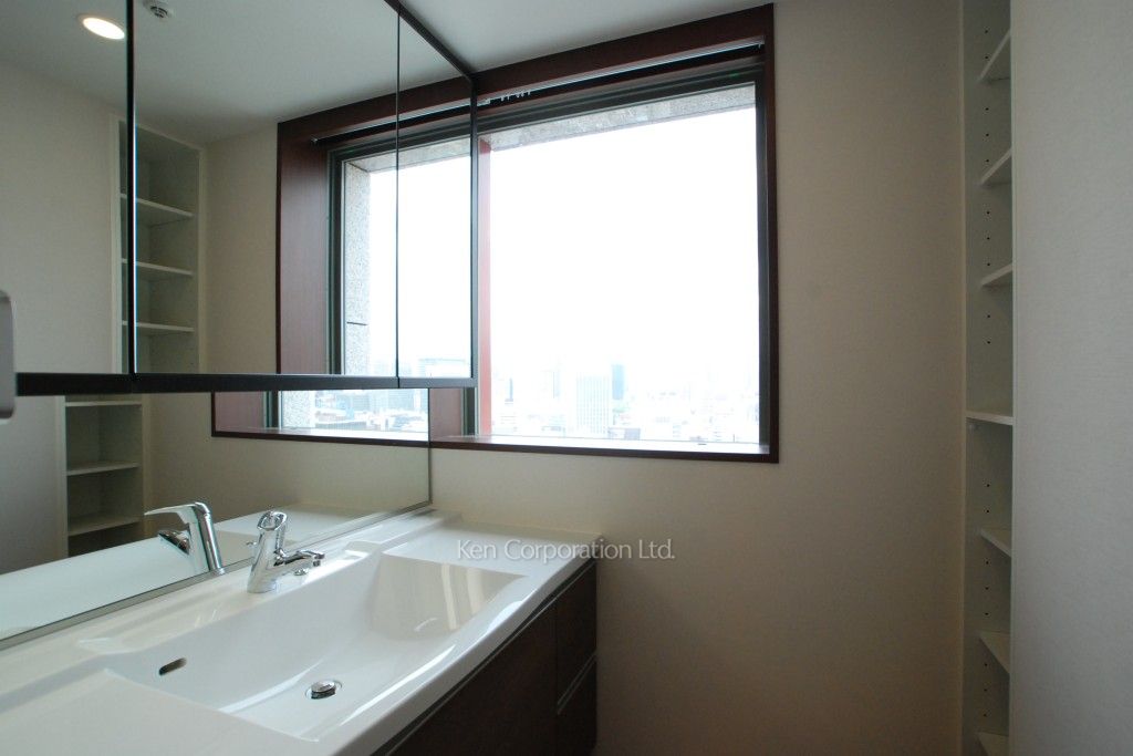 MOMENTO SHIODOMEの写真 パウダールーム ※19階の同じ間取タイプを撮影。仕様が異なることがあります。