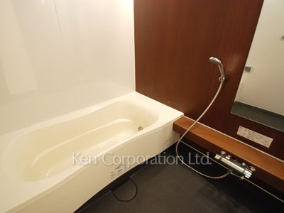 MFPR目黒タワーの写真 バスルーム ※6階の同じ間取タイプを撮影。仕様が異なることがあります。