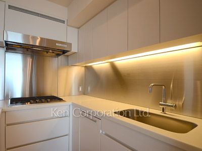 パークアクシス青山一丁目タワーの写真 キッチン ※30階の同じ間取タイプを撮影。仕様が異なることがあります。