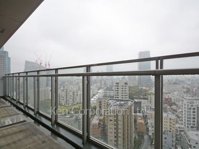 赤坂タワーレジデンスTop of the Hillの写真 バルコニー