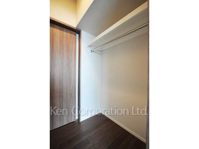 ウォークインクローゼット ※9階の同じ間取タイプを撮影。仕様が異なることがあります。